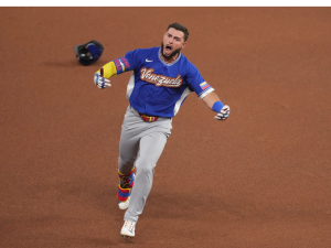 Wilyer-Abreu-Nosotros-salimos-a-jugar-con-el-corazon.png
