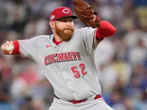 Zack-Littell-acuerda-por-un-ano-con-los-Nacionales-de.png