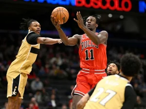 Bulls-vencen-en-noche-de-records-para-Miller.jpg