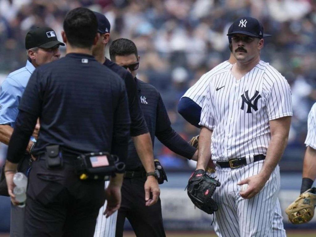 Carlos-Rodon-sufre-un-contratiempo-en-su-recuperacion.jpg