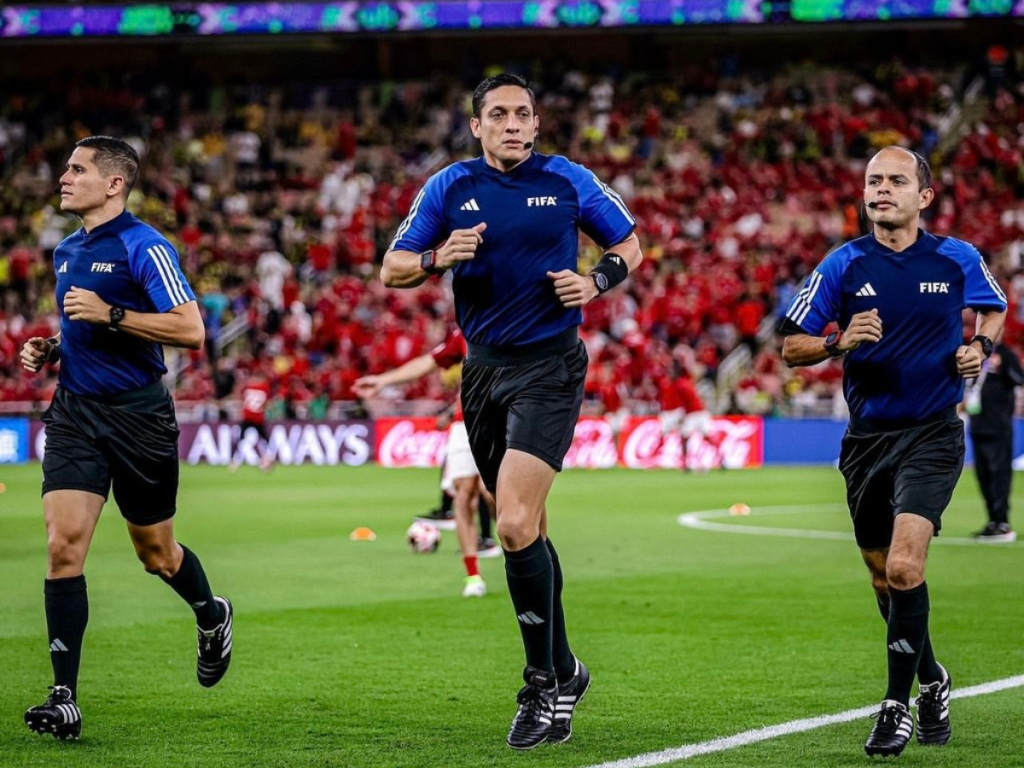 Cuatro-arbitros-venezolanos-estaran-en-la-Copa-del-Mundo-2026.png
