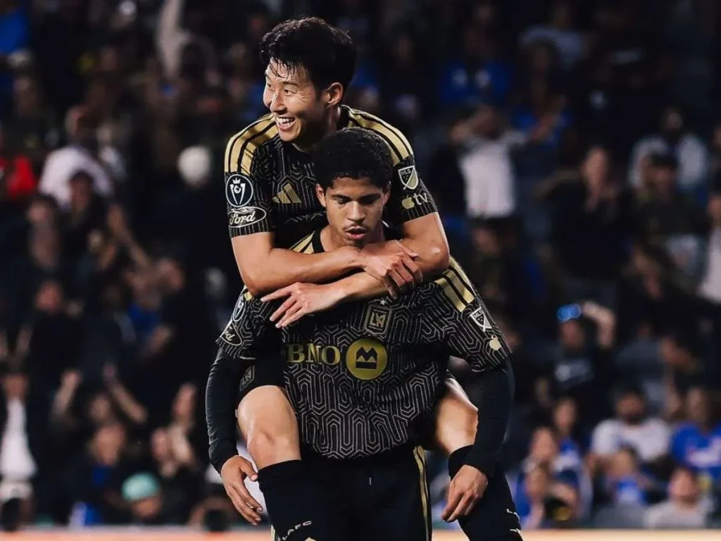 David-Martinez-sigue-rompiendo-las-redes-con-LAFC.jpg