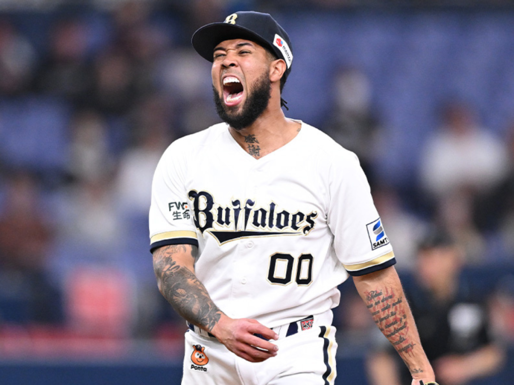 Espinoza-silencio-a-Seibu-y-obtuvo-su-tercera-victoria.png