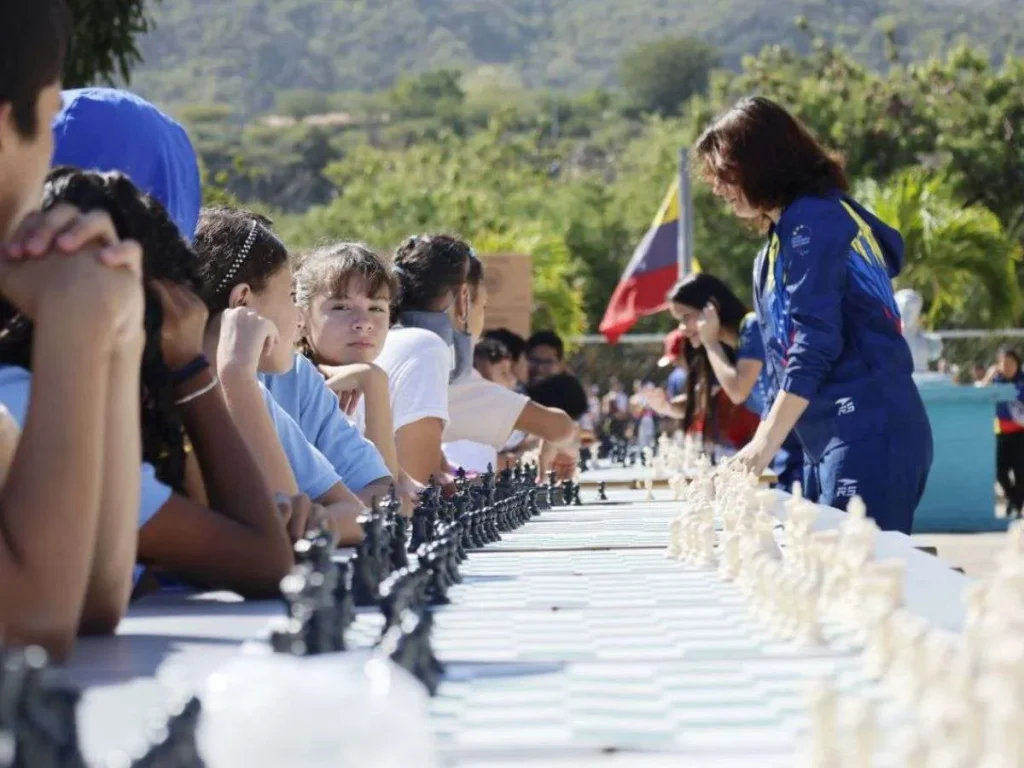 Fiesta-de-Ajedrez-en-La-Guaira.jpg