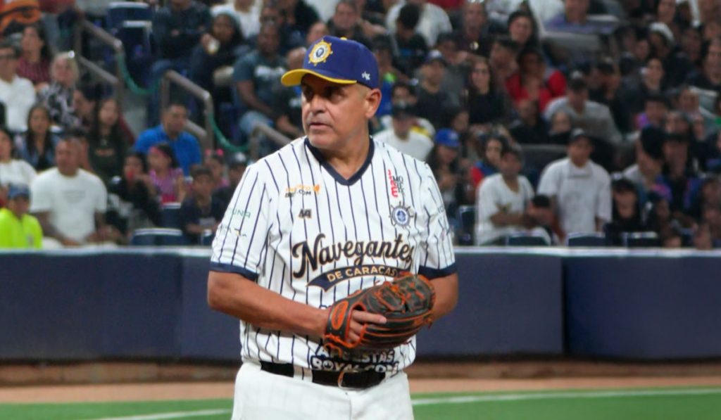 Hubo-fiesta-Monumental-beisbolera-entre-Navegantes-y-Leones-con-gran.jpg