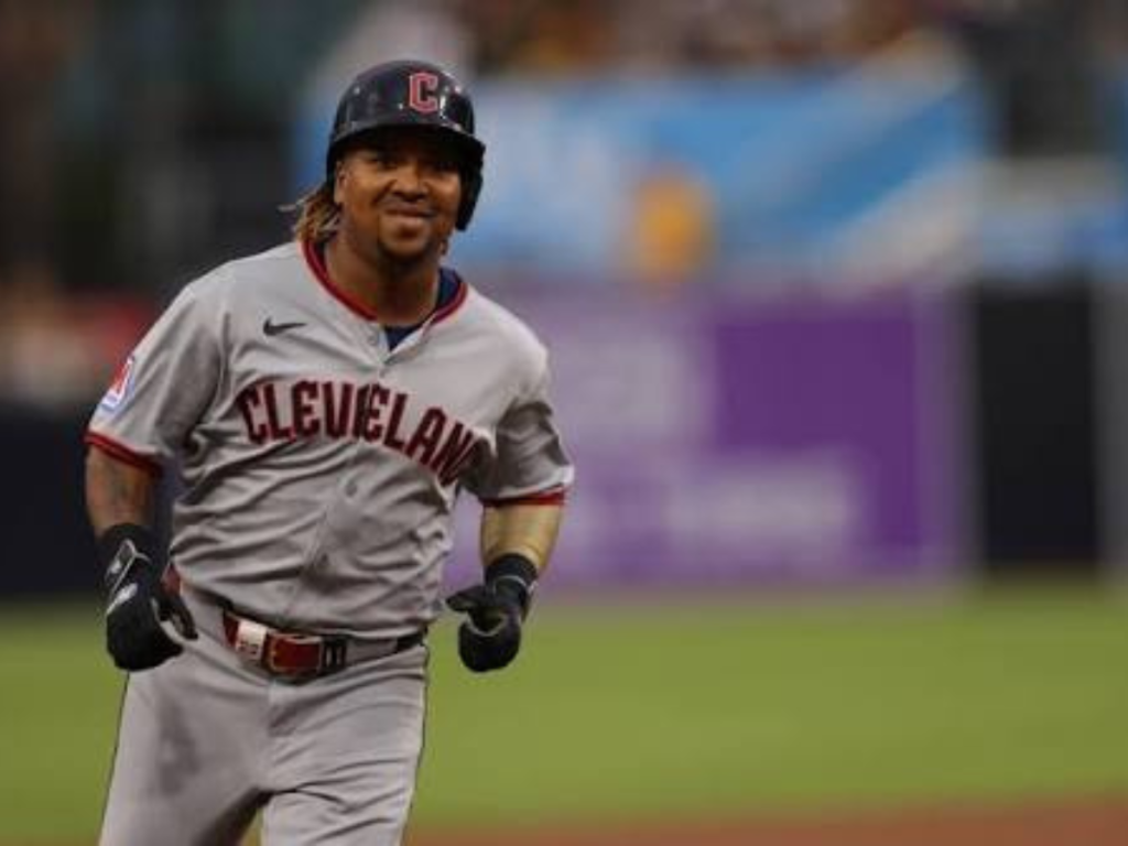 Jose-Ramirez-consigue-un-record-en-Cleveland.png