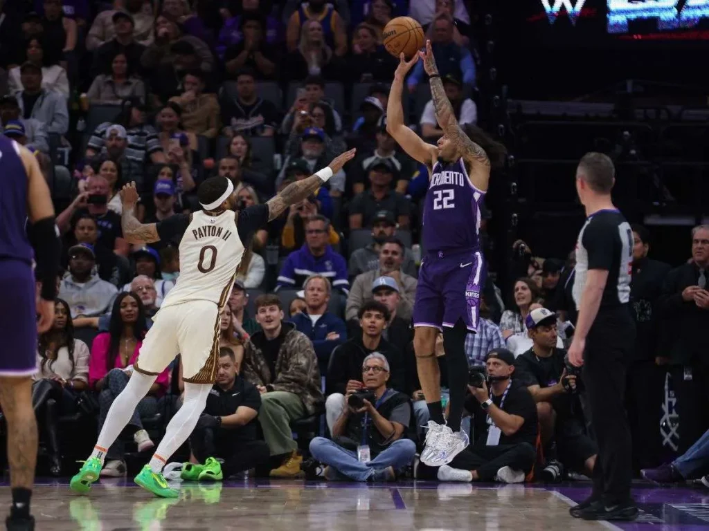 Kings-complica-el-mal-momento-de-Warriors.jpg