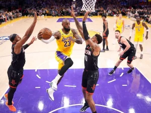 Lakers-pican-adelante-ante-Rockets.jpg