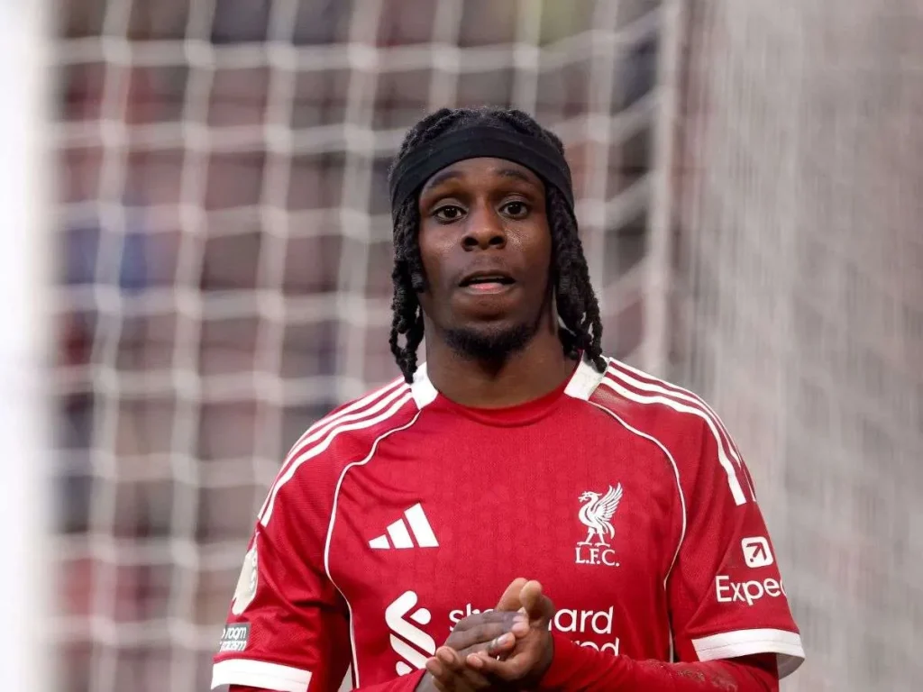 Liverpool-debera-lidiar-con-nueva-lesion-de-Jeremie-Frimpong.jpg
