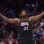 Regreso de Embiid no evitó la caída de 76ers