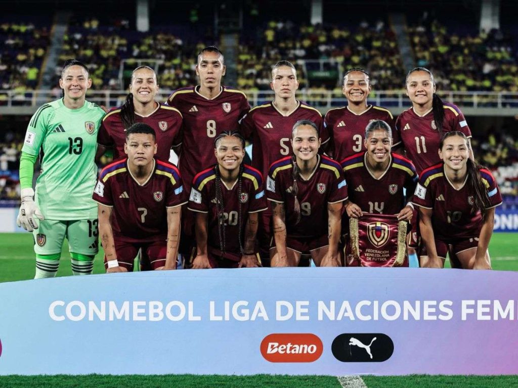 Vinotinto-femenina-resbalo-ante-Colombia-en-Cali.jpg