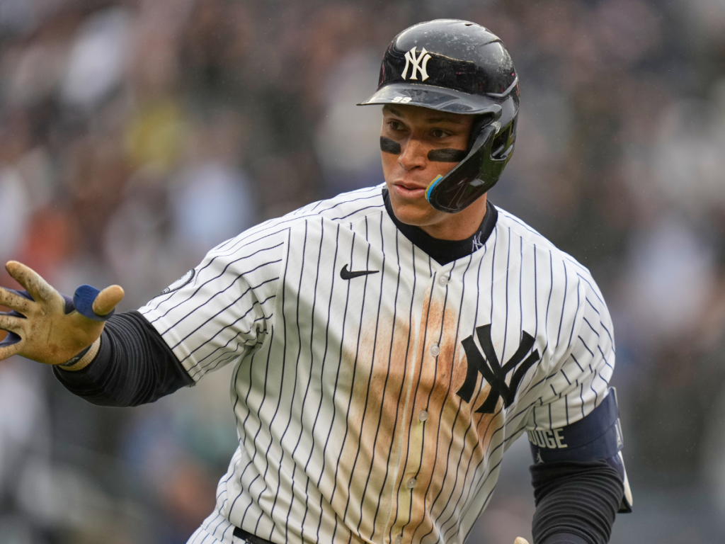 Aaron-Judge-salio-del-bache-jonronero-justo-a-tiempo.png