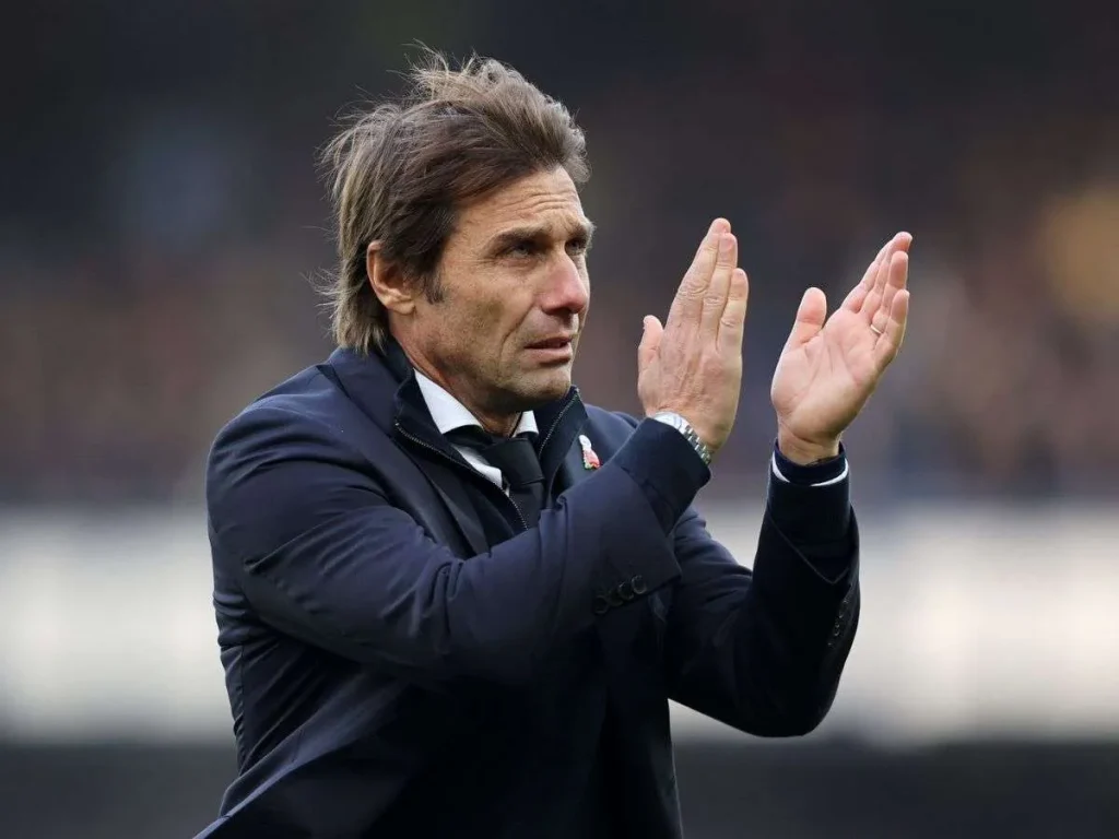 Antonio-Conte-estaria-a-punto-de-salir-del-Napoli.jpg