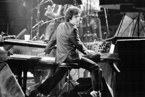 Billy-Joel-arremete-contra-su-pelicula-biografica-no-autorizada.jpg