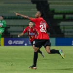 Caracas FC visita a Independiente Petrolero