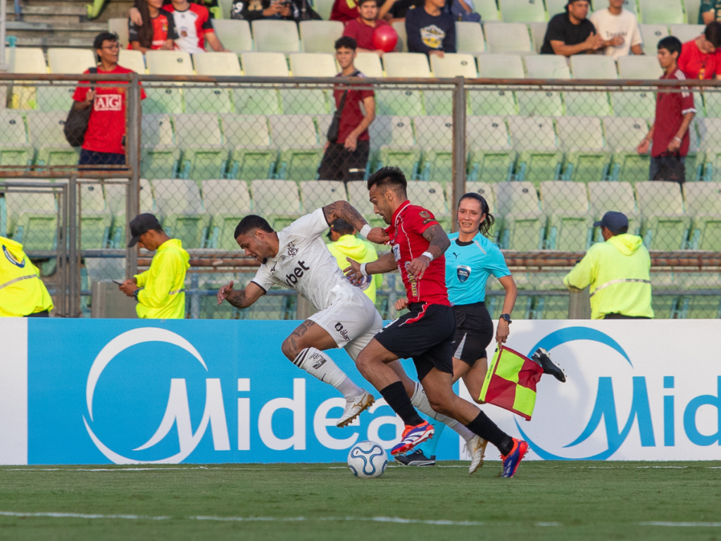 Caracas-cedio-el-invicto-en-la-Suramericana-ante-Botafogo.png