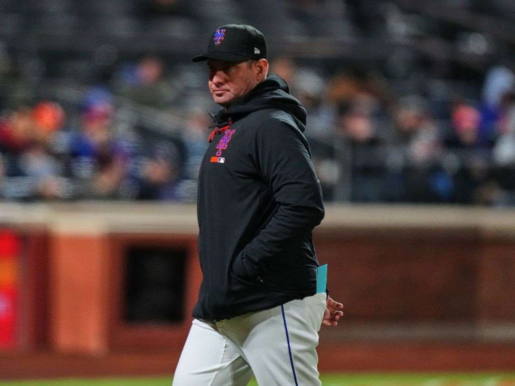 Carlos-Mendoza-celebra-la-mejoria-de-los-Mets.jpg