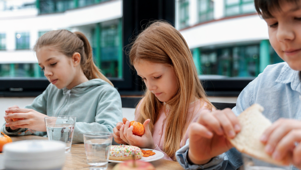 Combatiendo-la-obesidad-infantil-desde-los-colegios-–-Salud-y.png