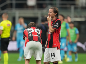 El-Milan-hizo-multiples-despidos-y-solo-dejo-a-Ibrahimovic.png