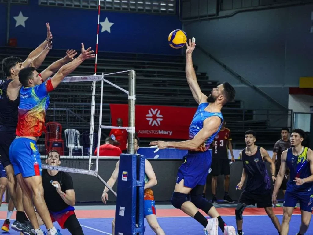 El-voleibol-masculino-se-foguea-en-Argentina.jpg