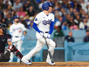 Freeman-llego-a-100-jonrones-como-jugador-de-los-Dodgers.png