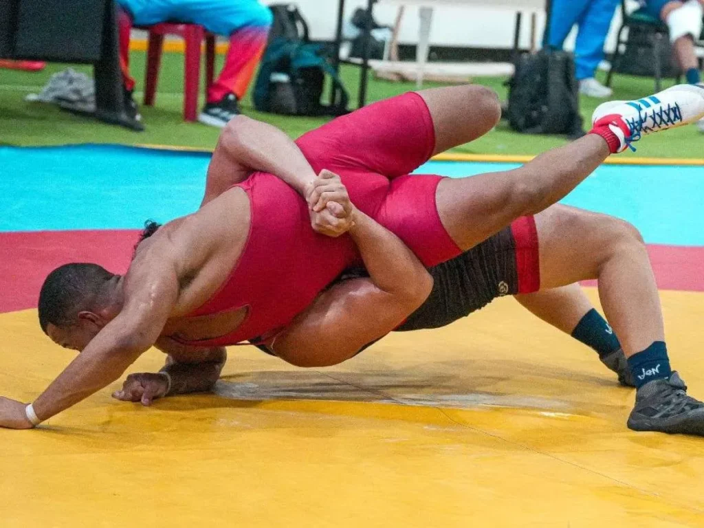 Gladiadores-arraso-en-segunda-jornada-de-la-Liga-de-Lucha.jpg