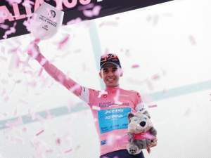 Guillermo-Silva-se-alzo-con-la-segunda-etapa-del-Giro.png