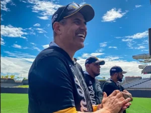 Heberto-Andrade-y-Wilson-Alvarez-se-suman-a-los-Leones.png