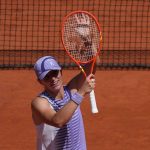 Iga Swiatek logra avanzar en el Abierto de Francia