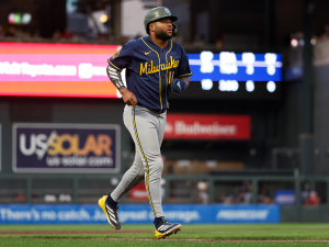 Jackson-Chourio-fue-la-bujia-y-Milwaukee-se-impone.png