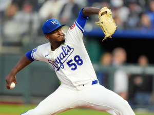 Luinder-Avila-se-afianza-en-el-bullpen-de-Kansas-City.png