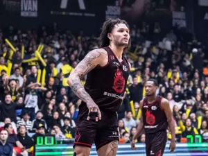 Michael-Carrera-volvera-a-los-Diablos-Rojos.jpg