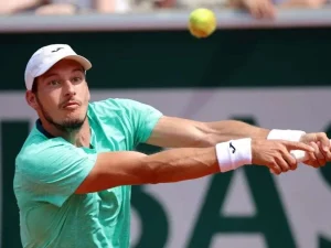 Pablo-Carreno-avanza-a-los-octavos-de-final-de-Paris.jpg