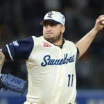 Quijada iguala el liderato de salvados en el beisbol japonés