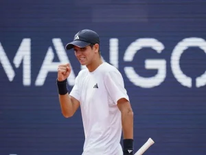 Rafael-Jodar-triunfo-en-su-debut-de-Francia.jpg