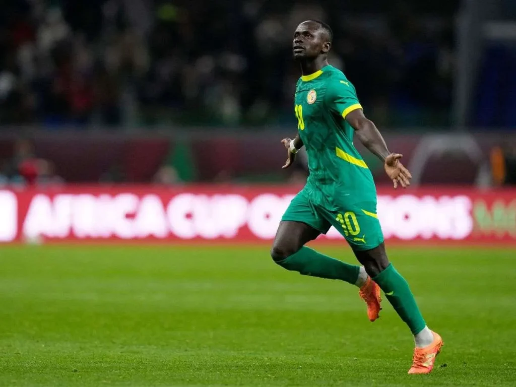 Sadio-Mane-no-es-Messi-ni-Cristiano.jpg