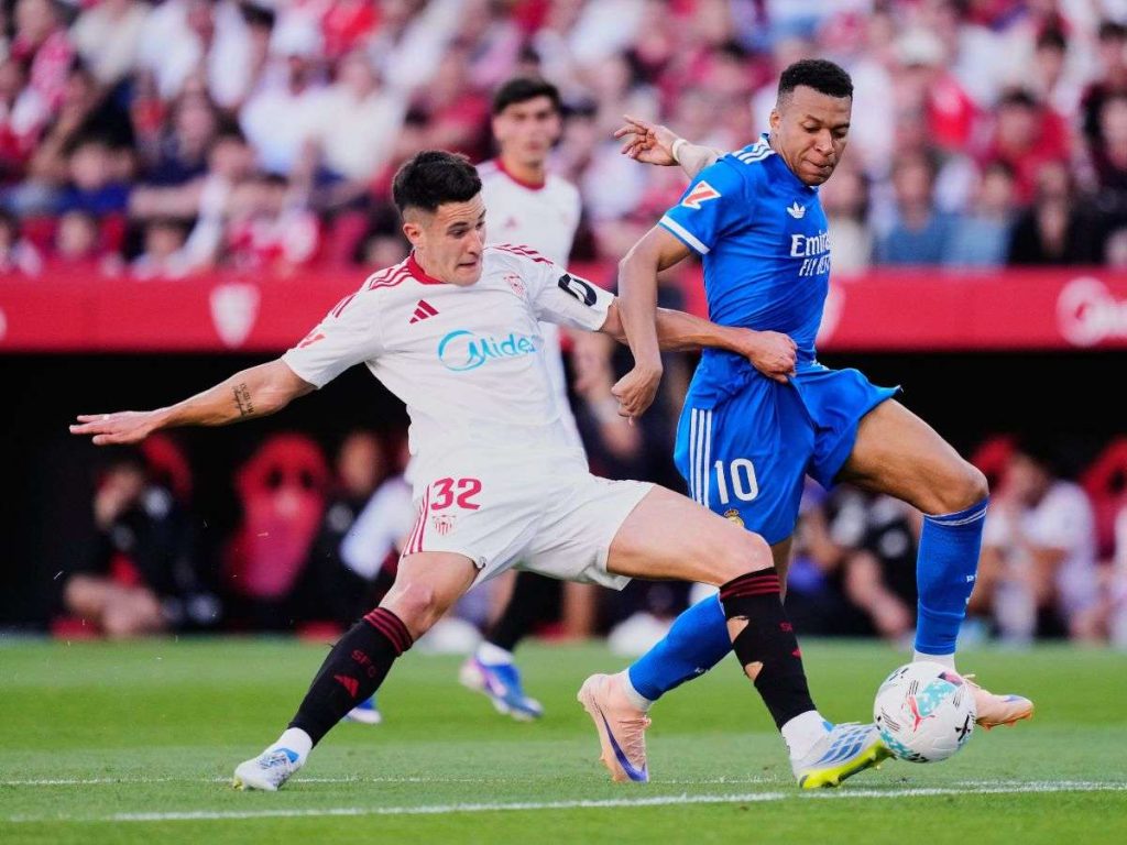 Sevilla-evita-el-descenso-pse-a-perder-ante-el-Real.jpg