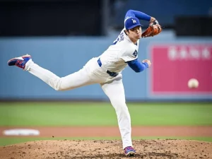 Shohei-Ohtani-comparte-historia-con-Fernando-Valenzuela.jpg