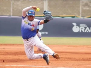 Softbol-sub-23-abrio-la-superronda-con-victoria.jpg