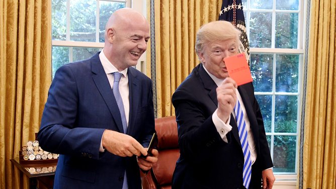 Donald Trump y Gianni Infantino