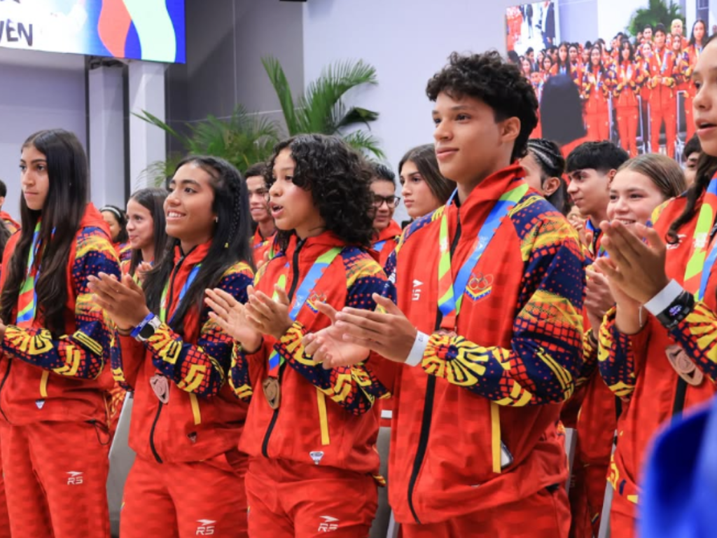 Venezuela-rinde-homenaje-a-sus-atletas-tras-historica-participacion-en.png