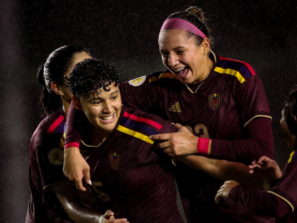 Vinotinto-femenina-sub17-clasifico-a-semifinales-del-Sudamericano.png