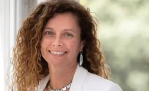 1782802061_El-estres-empeora-la-menopausia-aumenta-el-cortisol-y-agrava.png