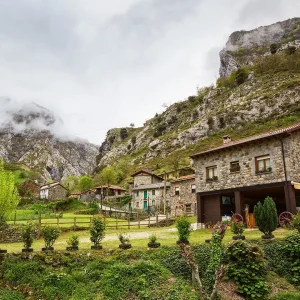 8-pueblos-de-Espana-con-poco-sol-en-verano.webp.webp