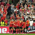 Bélgica avanza primero en su grupo