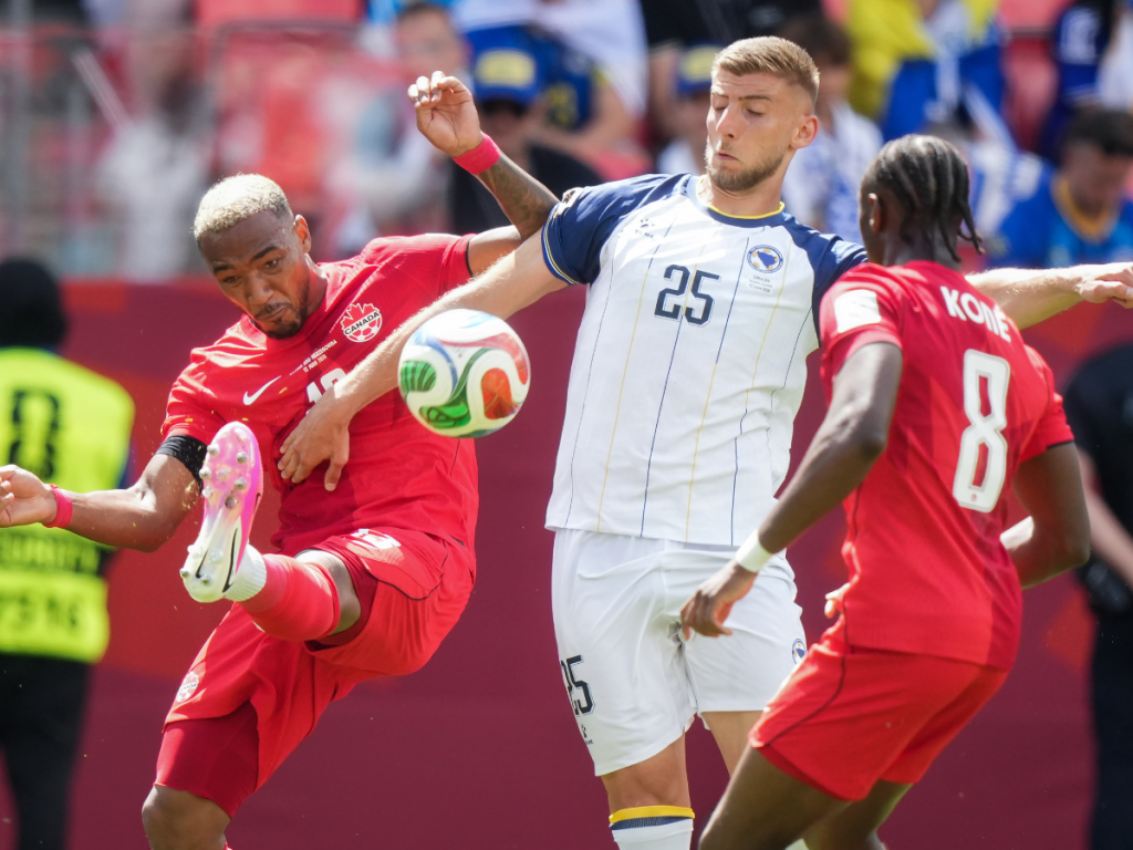 Canada-y-Bosnia-igualaron-en-el-debut.png