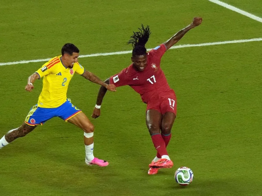 Colombia-amarro-el-liderato-de-su-grupo-al-empatar-con.jpg