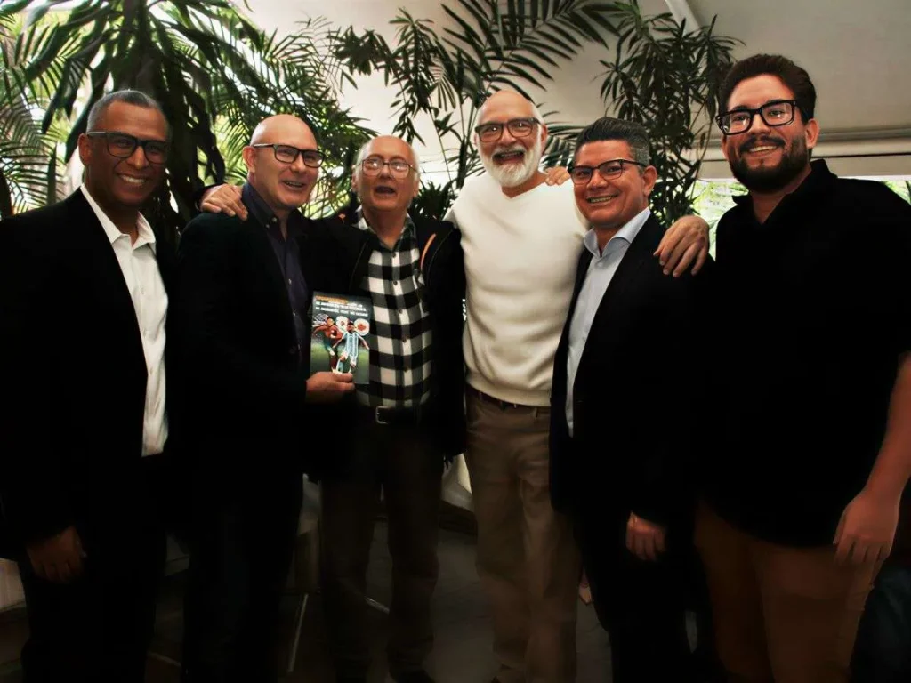 Cristobal-Guerra-encara-con-su-prosa-el-Mundial.jpg
