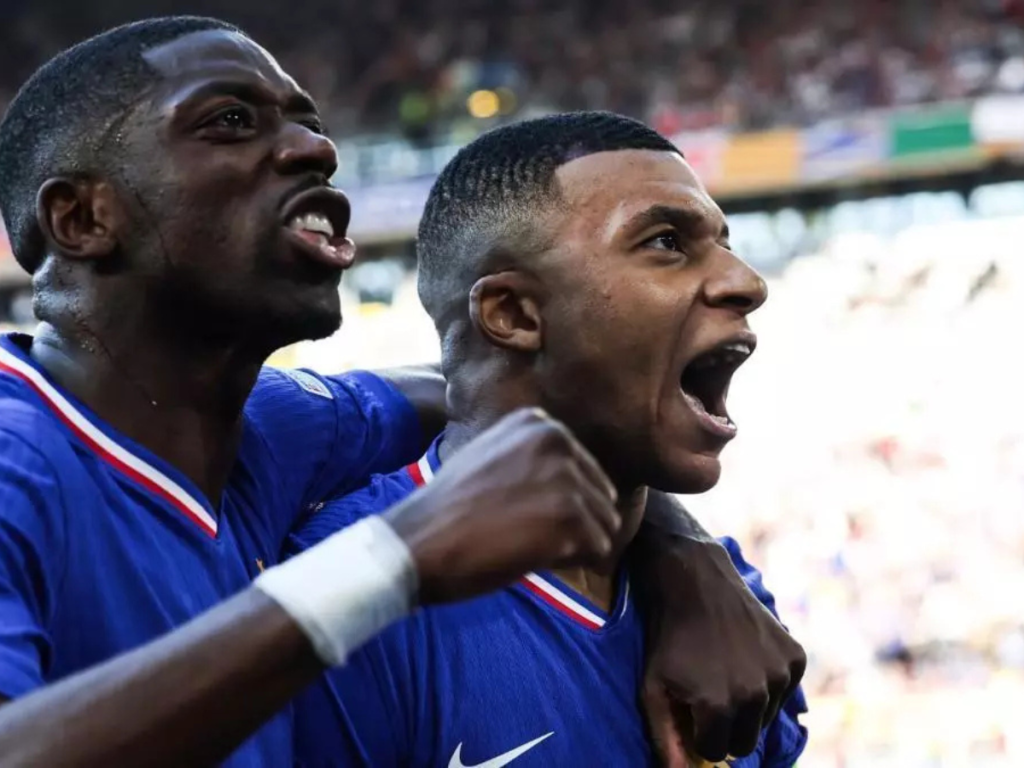 Dembele-hizo-una-peticion-a-Mbappe-que-ya-le-solicito.png