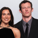 Dua-Lipa-y-Callum-Turner-se-casaron-en-Londres-en.png
